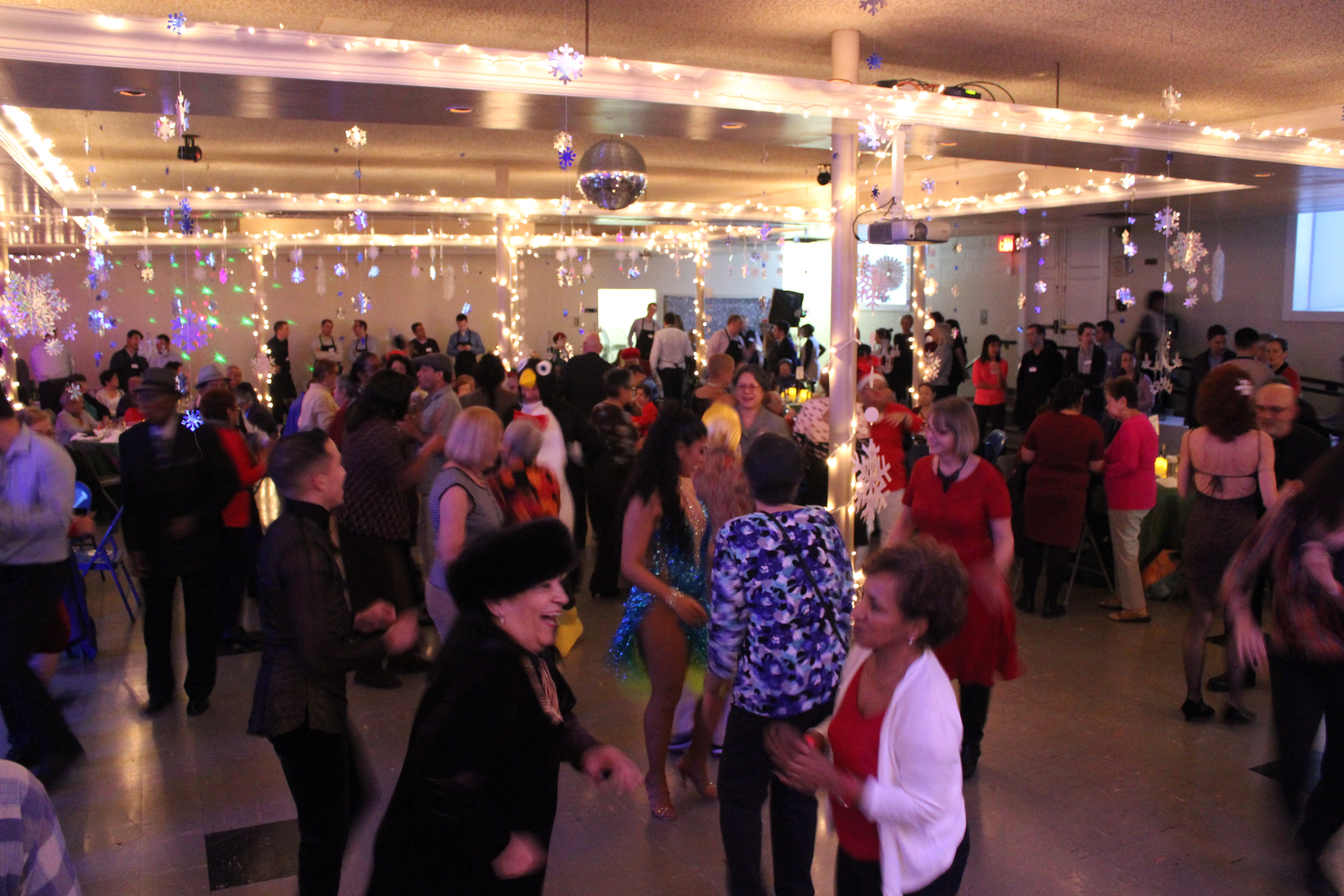 Seniors dancing at a holiday party