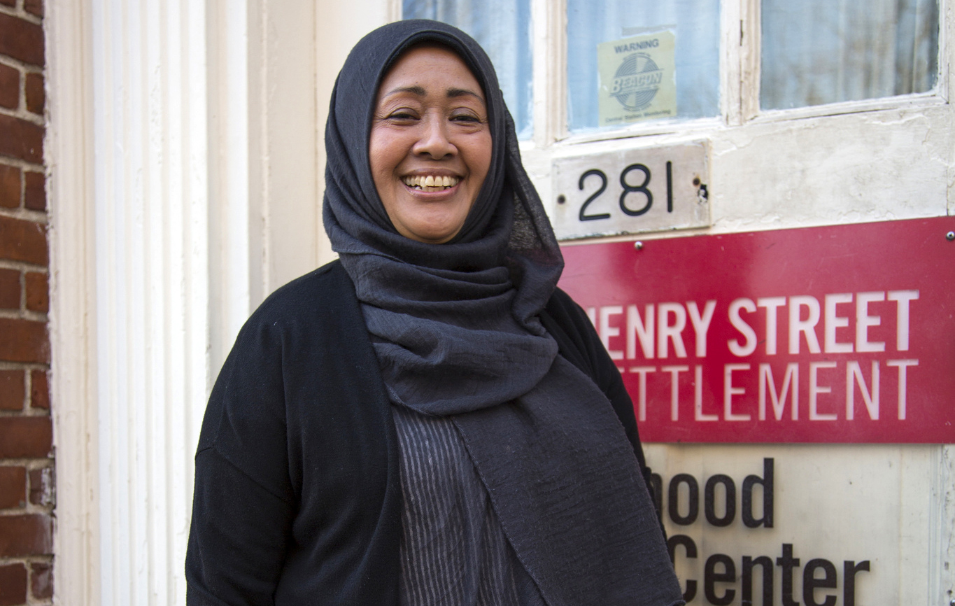 Smiling photo of woman